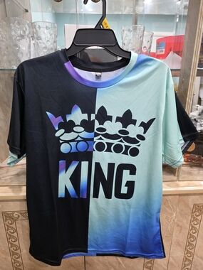 Men's KING Crown Graphic Tee in Black and Aqua Fade
